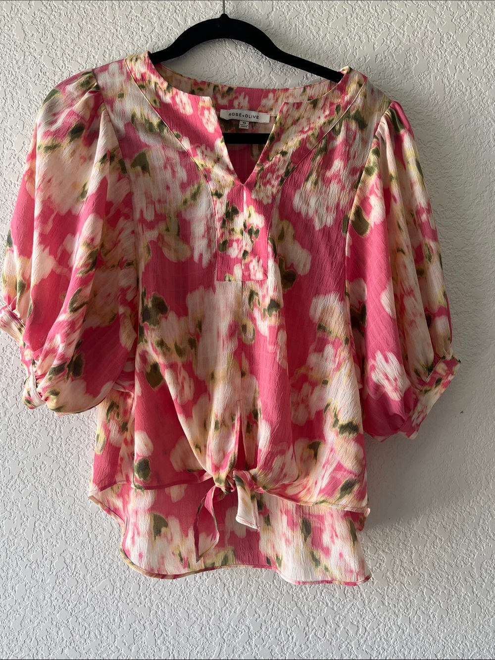 Rose + Olive Pink & Cream Floral Tie-Hem Puff Sleeve Blouse XS
